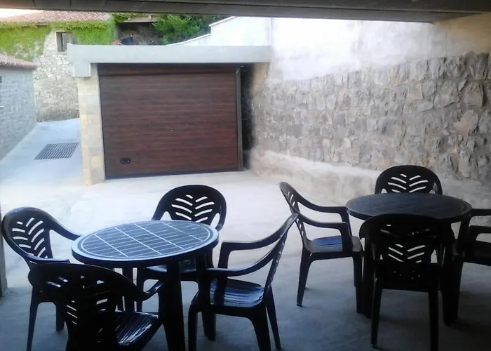 Casa Dinorural Casa di campagna *